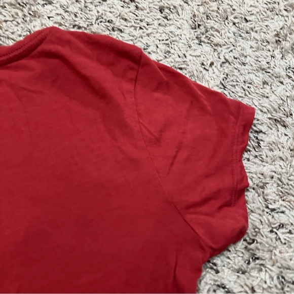 Guess Sequin Logo Triangle Red Baby Tee Women’s Size Medium T-Shirt Y2K - Picture 10 of 14